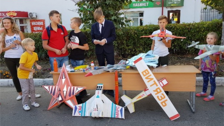 В День города Шумерля работала интерактивная площадка от гимназии №8 для будущих юных инженеров и техников