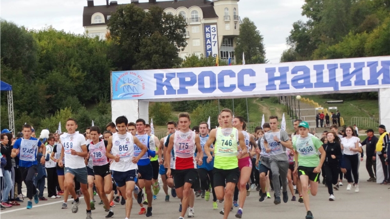 Более 70 тысяч человек приняли участие во Всероссийском дне бега «Кросс нации» в Чувашии