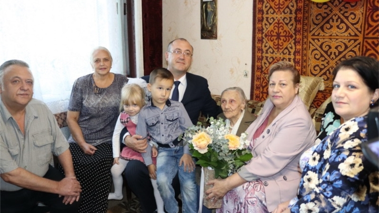 100-летний юбилей отметила жительница Алатыря Ираида Николаевна Ктитор