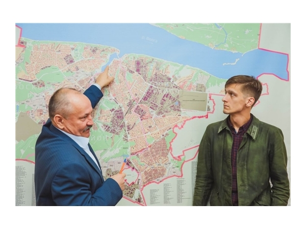 Алексей Ладыков провел встречу с руководителями, архитекторами и проектировщиками ("Чебоксары.ру")