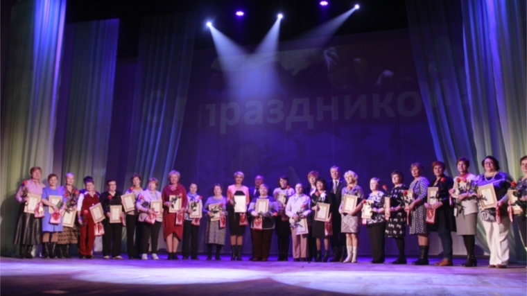 В Новочебоксарске чествовали представителей "золотого" возраста