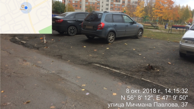 В Московском районе проведен рейд по демонтажу блокирующих устройств с гостевых парковок