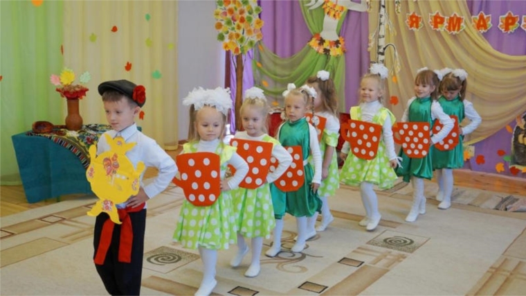 Покровская ярмарка прошла с размахом в Чуварлейском детском саду «Колокольчик»