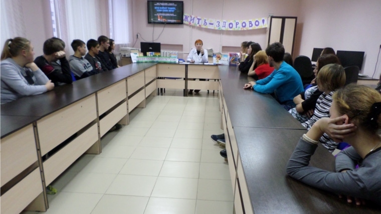 В Канашском строительном техникуме состоялся час информации «Кто курит табак, сам себе враг»