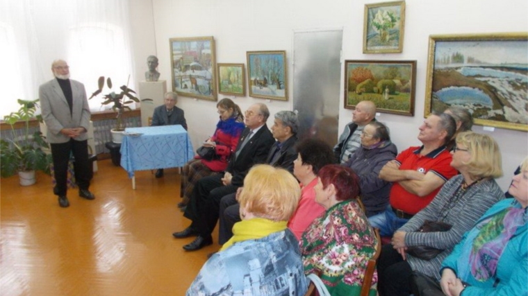 В Порецкой народной картинной галерее состоялась творческая встреча с самобытным художником Иваном Родионовым