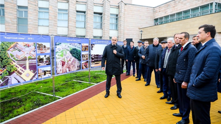 Полномочный представитель Президента РФ в ПФО Игорь Комаров ознакомился с Чувашским кадетским корпусом