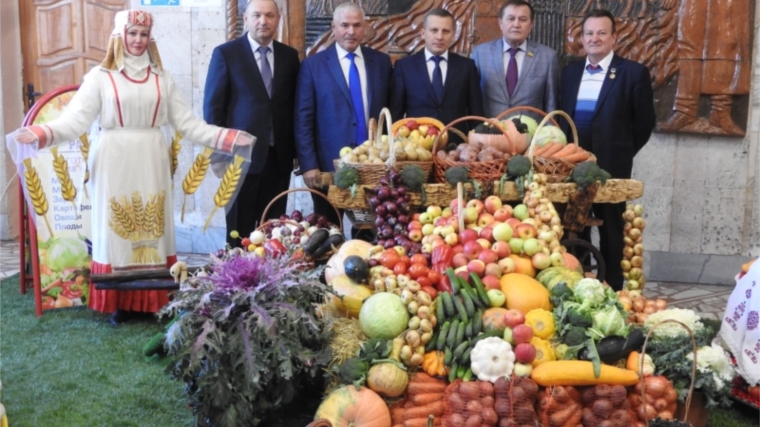 В Комсомольском районе состоялось чествование тружеников сельского хозяйства и перерабатывающей промышленности