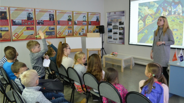 Чебоксарские школьники проводят «Осенние каникулы в стране Авангарда»