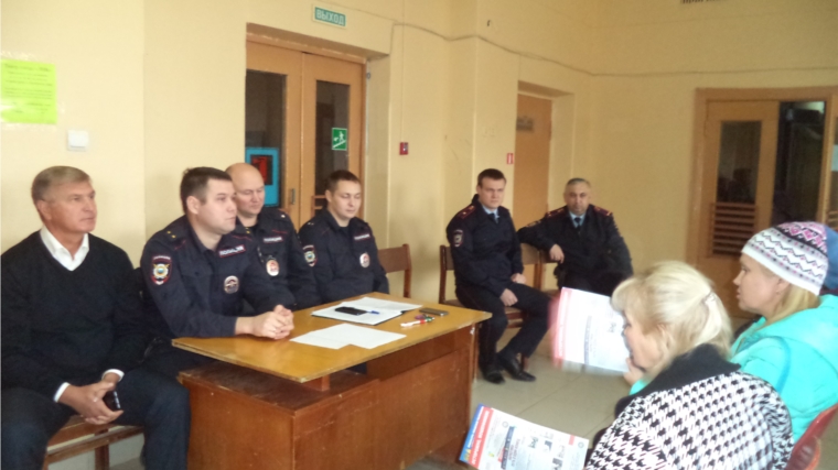 В ТОС «Юраковский» состоялась встреча участковых уполномоченных полиции с населением