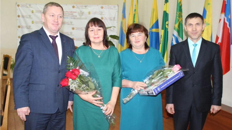 В администрации Шемуршинского района состоялось торжественное вручение муниципальных наград