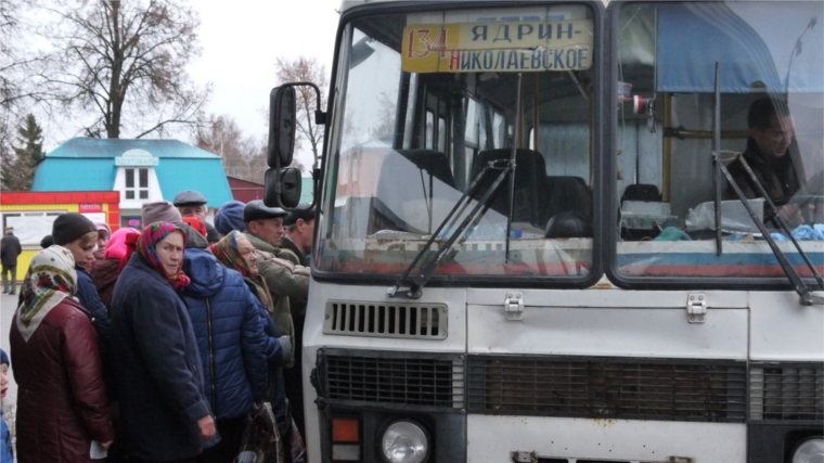 Проведен контроль за соблюдением перевозчиками расписания движения автобусов и количества выставляемых транспортных средств на муниципальных маршрутах по Ядринскому району