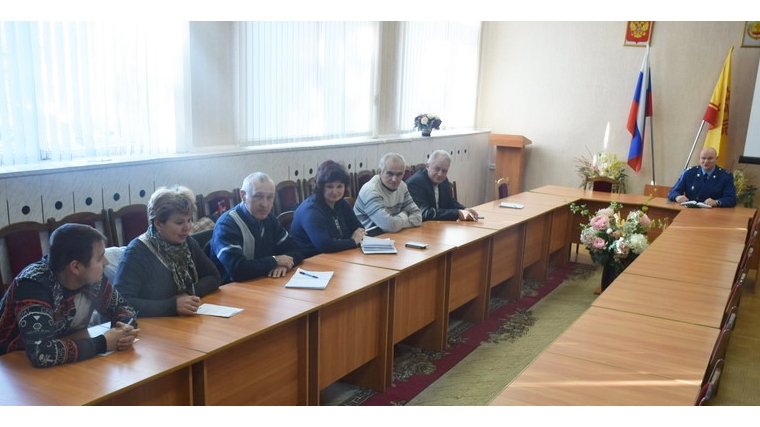 Шумерлинским межрайонным прокурором проведен прием граждан по вопросам соблюдения законодательства в сфере жилищно-коммунального хозяйства