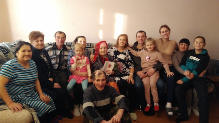 Поздравляем с 90-летием жительницу села Вутабоси Максимову Алевтину Максимовну!