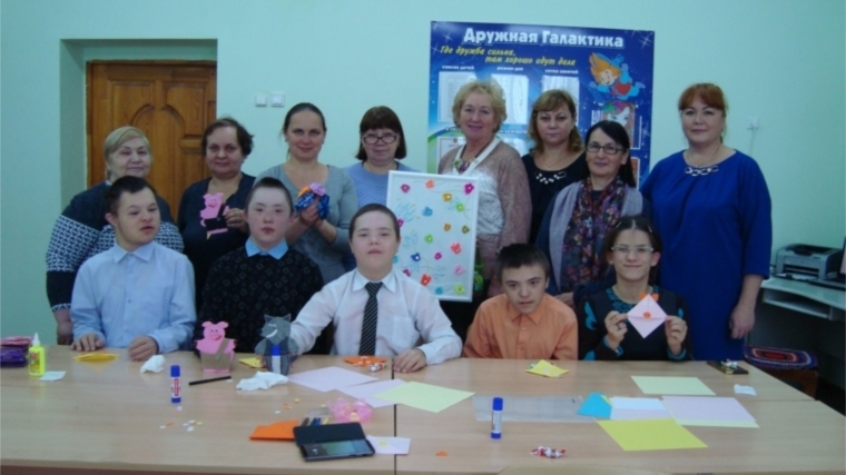 «Серебряные» волонтёры посетили Кугесьский детский дом-интернат