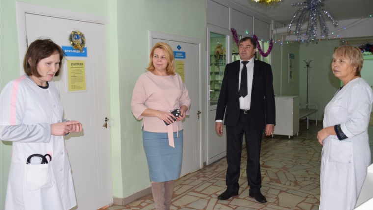 С рабочим визитом в Красночетайском районе побывала Уполномоченный по правам ребёнка в Чувашской Республике Елена Сапаркина
