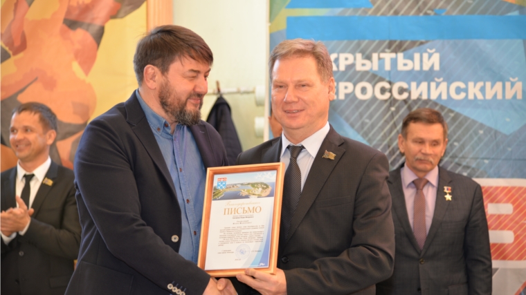 В Чувашии проходит Всероссийский турнир по вольной борьбе на призы Героя России Н.Ф. Гаврилова