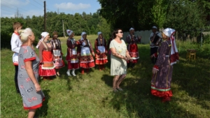 Коллектив художественной самодеятельности Климовского ЦСДК в п. Алшихово