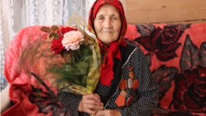 Поздравительную открытку от В. Путина получила 90-летняя жительница п. Мыслец Шумерлинского района