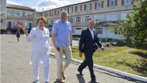 Министр здравоохранения Чувашии Владимир Викторов посетил Яльчиксую ЦРБ