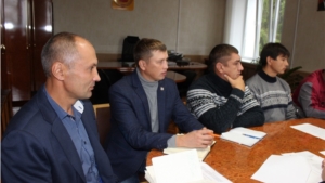В Ядринской районной администрации состоялось заседание районной комиссии по обеспечению безопасности дорожного движения