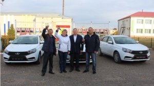 Три сельских поселения Шемуршинского района получили ключи от легковых машин