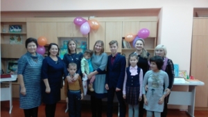 В БУ «Ядринский КЦСОН» состоялось праздничное мероприятие «Мамины умелые руки»