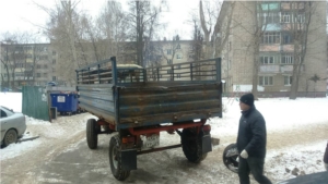 С дворовых территорий Ленинского района города Чебоксары вывезено 120 автомобильных покрышек