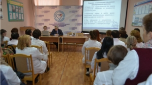 С коллективом Республиканского наркодиспансера обсудили актуальные вопросы Единого информдня