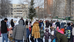 Новогоднее представление в ТОС «Гузовский»