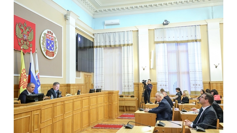Задачи текущей недели в Чебоксарах: подготовка купелей, электронной системы «Е-Услуги. Образование», рабочие вопросы