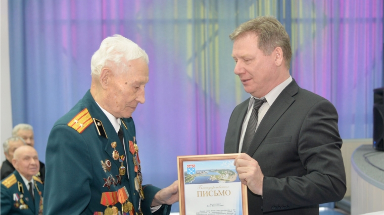 Евгений Кадышев принял участие во встрече с ветеранами, посвященной 75-летию снятия блокады Ленинграда и 76-летию разгрома немецко-фашистских войск в Сталинградской битве