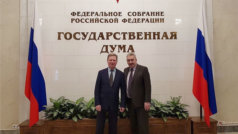 Глава города Чебоксары Евгений Кадышев принял участие в Парламентских слушаниях о развитии прикладной науки для укрепления суверенитета и нацбезопасности