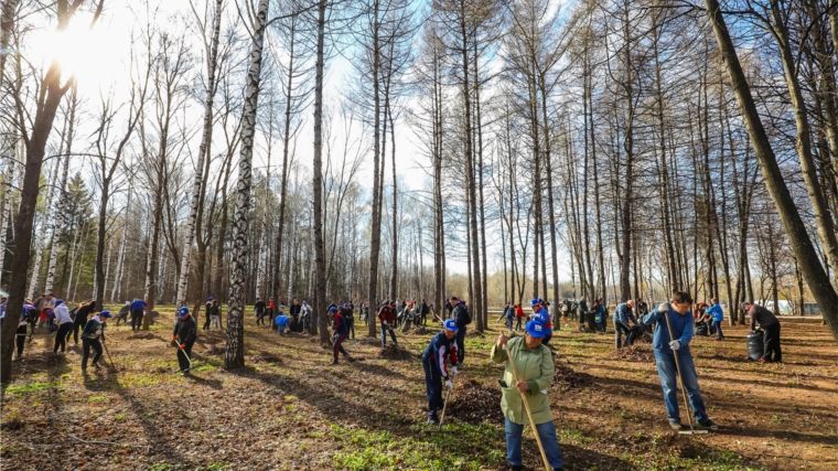 В Чебоксарах в парке им. 500-летия города провели Чистый четверг