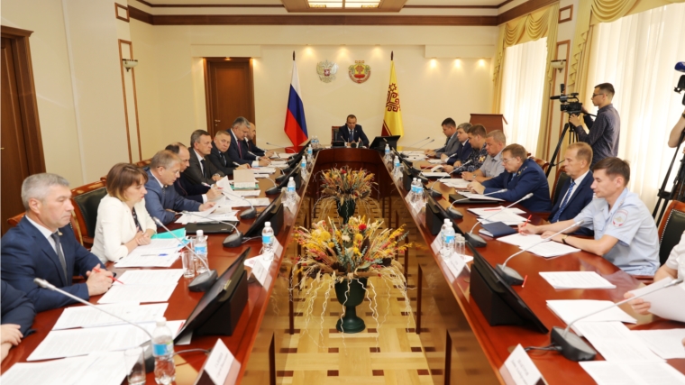Глава Чувашии Михаил Игнатьев провел заседание антинаркотической комиссии