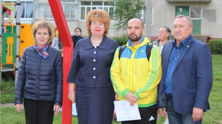 В Новочебоксарске продолжаются дворовые праздничные мероприятия в рамках проекта «Дружный двор – дружный город»