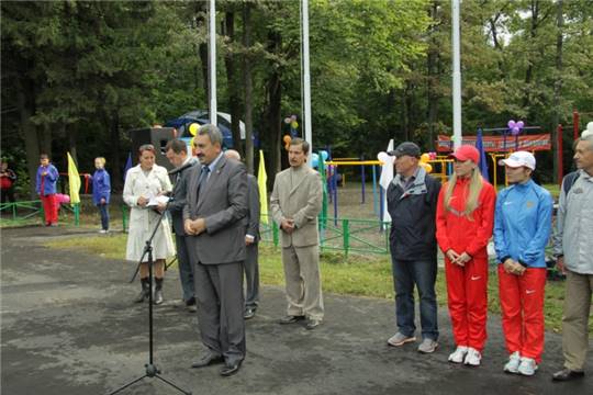 Открытие обновленной спортплощадки в Берендеевском лесу