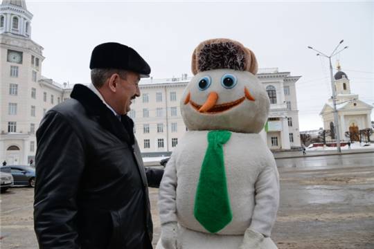 В канун Дня влюбленных глава города Чебоксары Леонид Черкесов признался в любви чебоксарцам