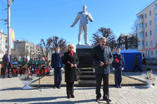 В Чебоксарах состоялся торжественный митинг, посвященный Дню авиации и космонавтики