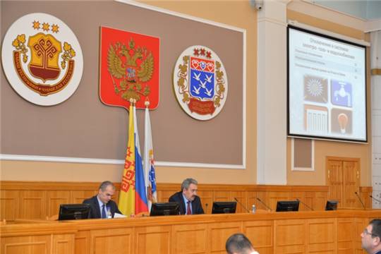 Темпов не снижать: глава города Леонид Черкесов провел очередную планерку