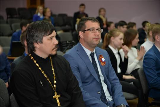 Волнующие молодое поколение вопросы обсудили с подростками члены Женсовета города и Совета отцов в рамках проекта «Хочу быть успешным!»
