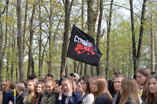 Депутат Чебоксарского городского Собрания депутатов Владимир Радин принял участие в открытии легкоатлетической эстафеты на приз газеты "Ульяновец"