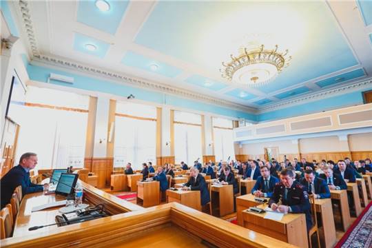 Городская планерка в Чебоксарах: грипп требует профилактики, хозяйство и дворы - порядка