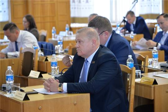 Евгений Кадышев провел заседание всех постоянных комиссий