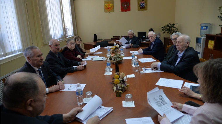 Совет старейшин решил поддержать инициативу о присвоении городу Чебоксары почетного звания