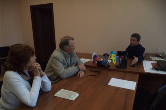 Депутат НГСД Ханеданян А.А. провел прием жителей в новой приемной.
