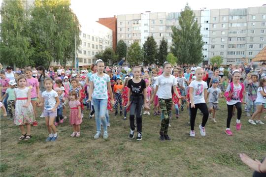 Праздники приходят в каждый двор