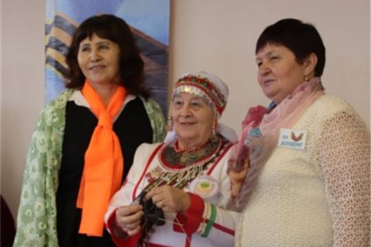 г. Новочебоксарск: на XI фестивале женских клубов состоялось вручение юбилейных медалей ветеранам Великой Отечественной войны
