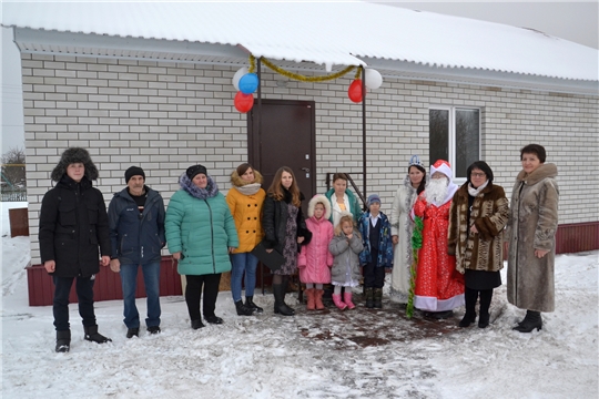 Две многодетные семьи из поселка Восход Алатырского района улучшили жилищные условия