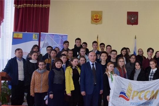 В Аликовском районе в рамках проекта «Своё дело в селе – смело!» состоялась встреча с учащимися общеобразовательных школ