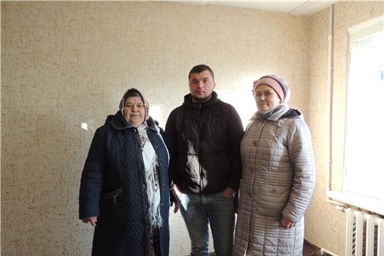 В День правовой помощи детям - предоставление ключей от квартир детям-сиротам и детям, оставшимся без попечения родителей